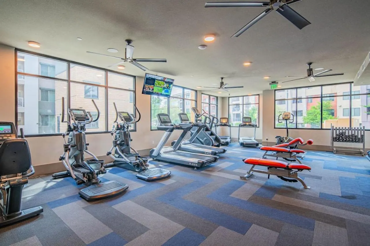 Stunning 2Br Kierland Common, Tpc Golf, Pool, Gym, W-D Apartment Scottsdale
