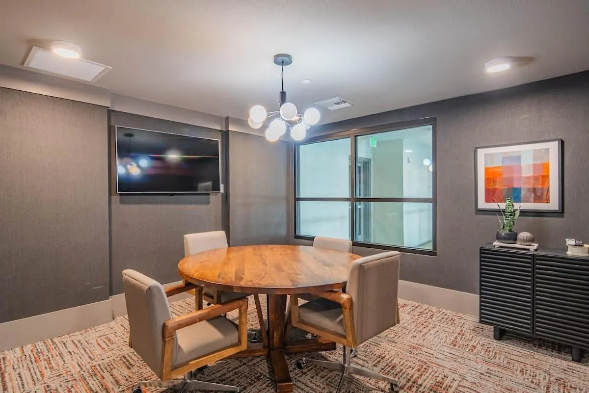 Stunning 2Br Kierland Common, Tpc Golf, Pool, Gym, W-D Apartment Scottsdale 0*,