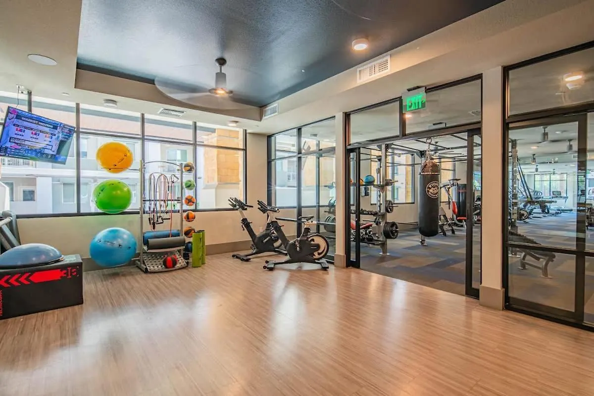 Stunning 2Br Kierland Common, Tpc Golf, Pool, Gym, W-D Apartment Scottsdale
