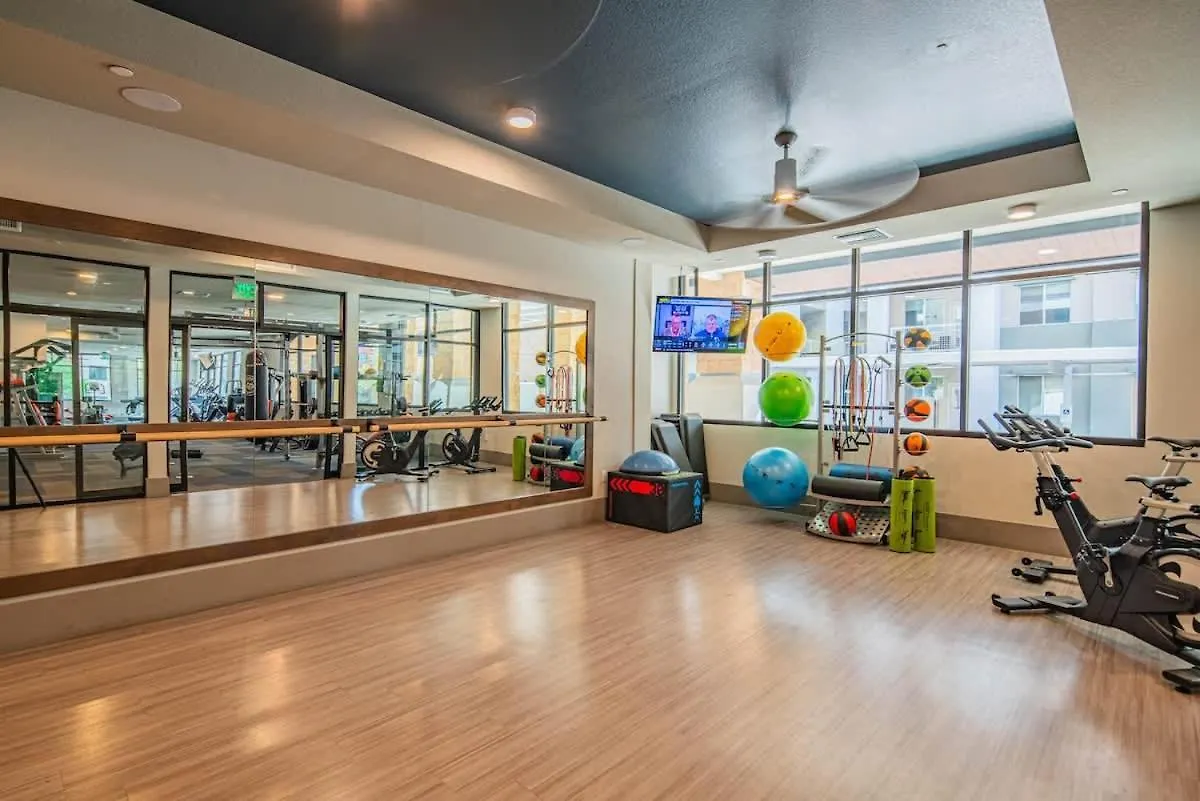 Stunning 2Br Kierland Common, Tpc Golf, Pool, Gym, W-D Apartment Scottsdale