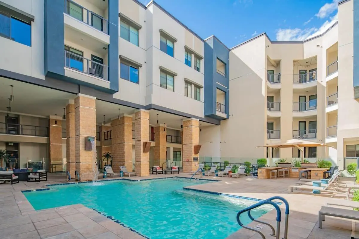 Stunning 2Br Kierland Common, Tpc Golf, Pool, Gym, W-D Apartment Scottsdale